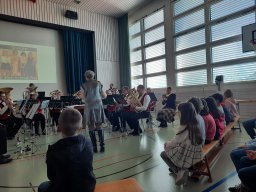 93836762-DBB4-4F75-9B00-F42447ABC4D3